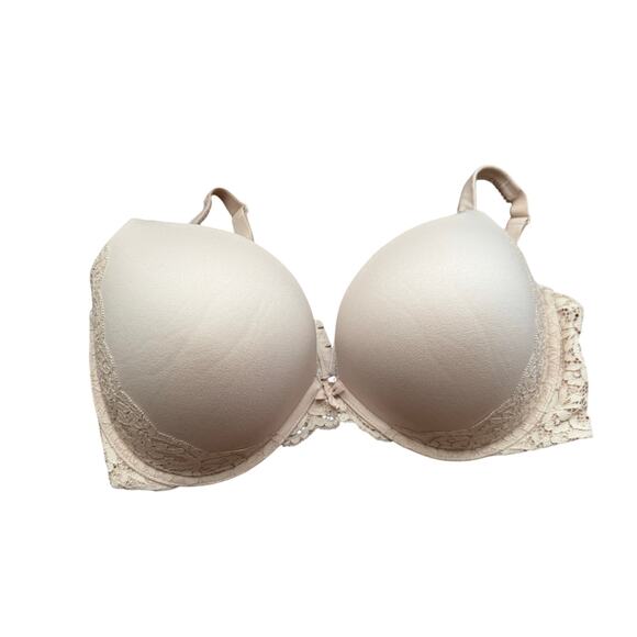 Victoria’s Secret push-up 38DDD - Picture 1 of 4